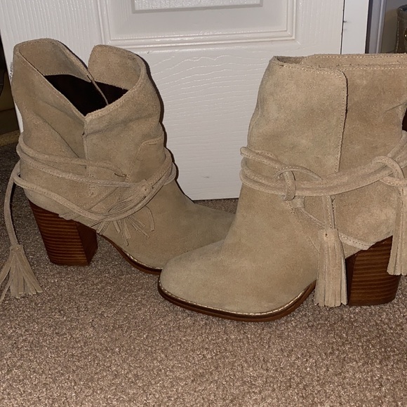 Aldo Boots - Picture 5 of 13